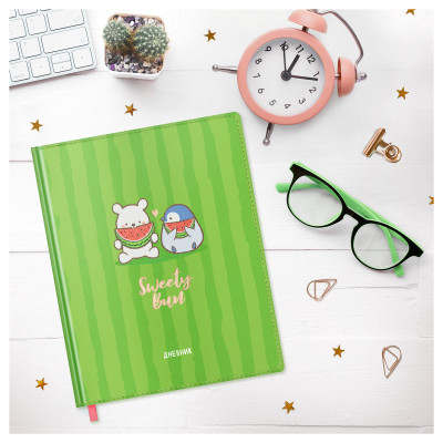 Дневник 1-11 кл. 48л. (твердый) MESHU "Sweety bun", иск. кожа, УФ-печать с глиттером, тиснение фольгой, тон. блок, ляссе, 349130